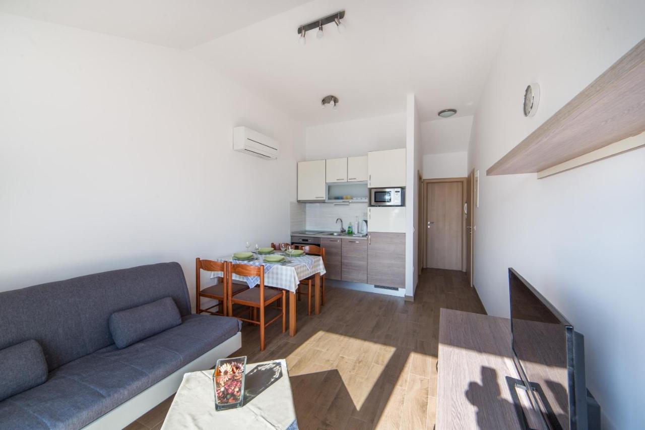 Apartments Sunrise Brist Exterior foto