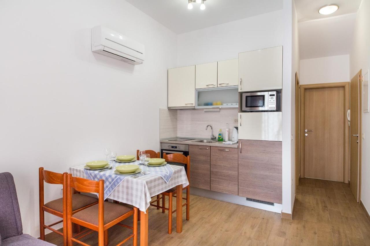 Apartments Sunrise Brist Exterior foto