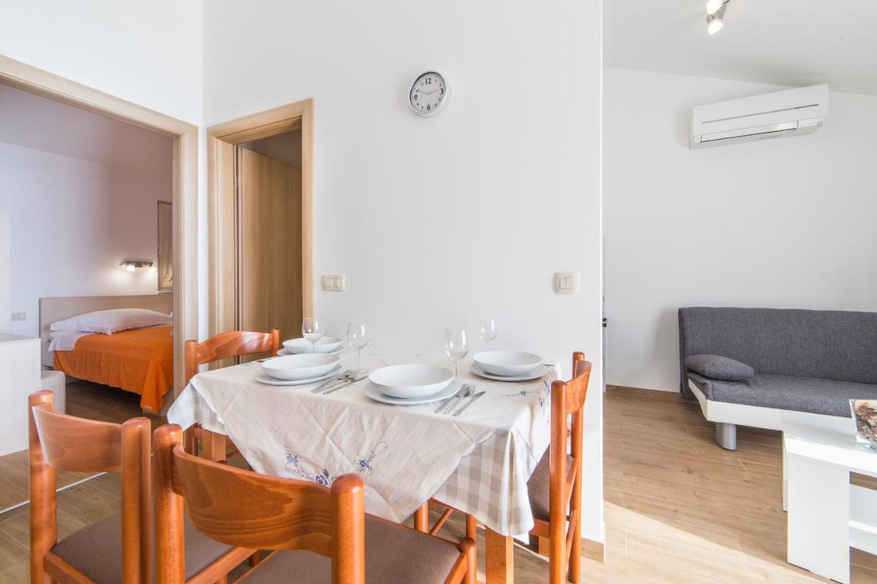 Apartments Sunrise Brist Exterior foto